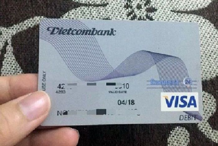 Khách hàng có thể rút tiền từ thẻ Visa của ngân hàng Vietcombank
