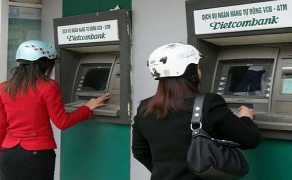 Hạn mức rút tiền của thẻ Visa tại ngân hàng Vietcombank