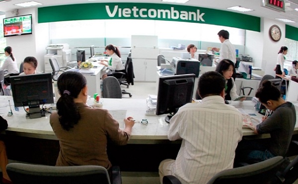 Thủ tục rút tiền tại quầy Vietcombank phải đảm bảo đầy đủ và chuẩn xác